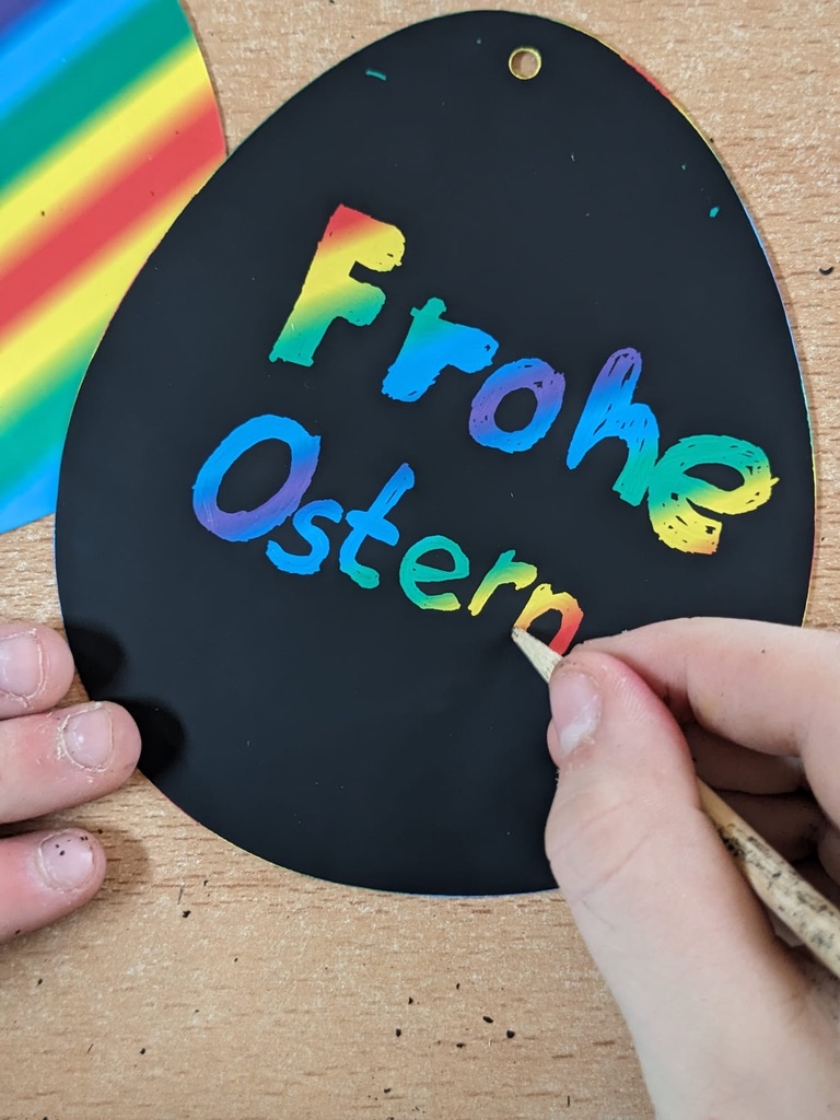 Frühlingshafte Kreativität am letzten Schultag vor den Osterferien